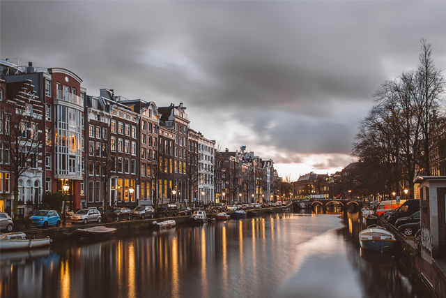Bewolkt Amsterdam